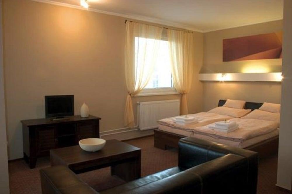 Hotel Galileo Ζιλίνα Εξωτερικό φωτογραφία